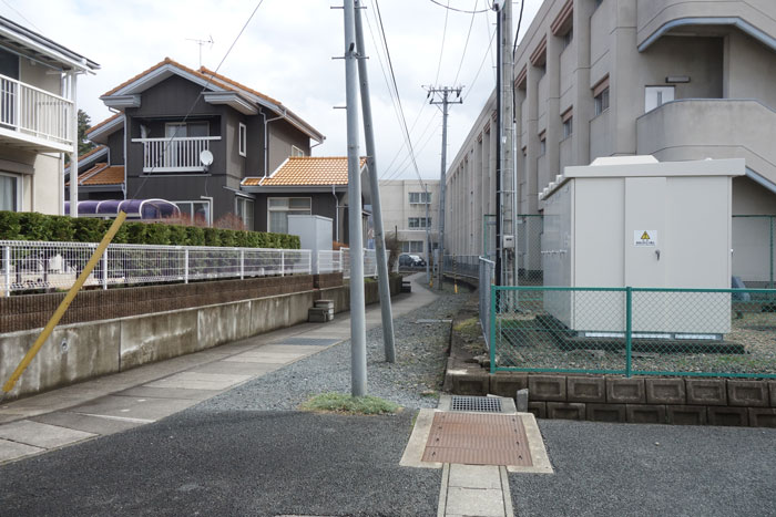 川久保病院駐車場