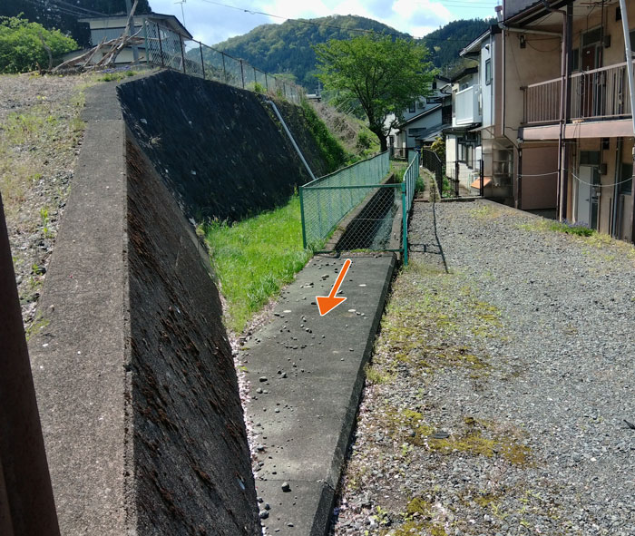 坂の下