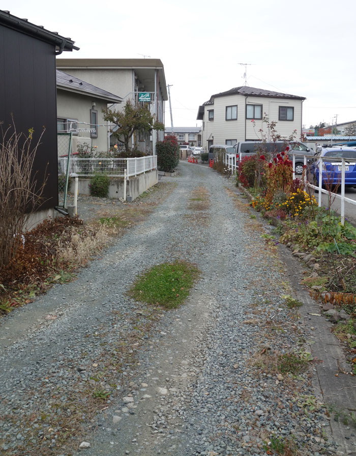 神子田朝市の横