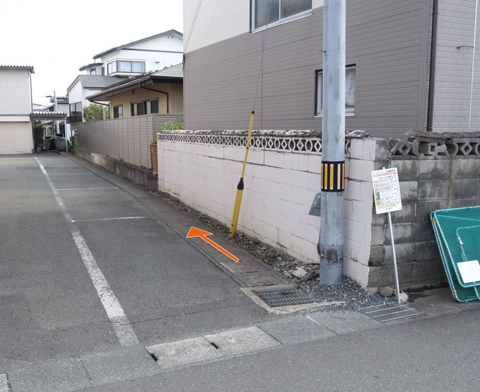 境界の水路跡