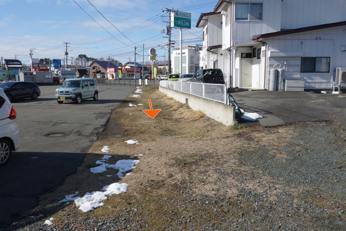 テニスクラブ駐車場