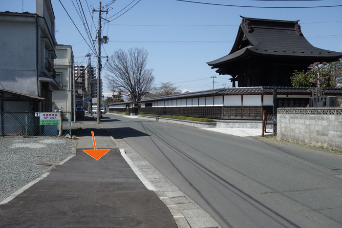 寺院群歩道